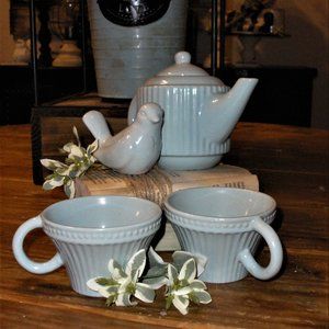 Harbor East Tiffany Blue 3 Piece Teapot and Teacups